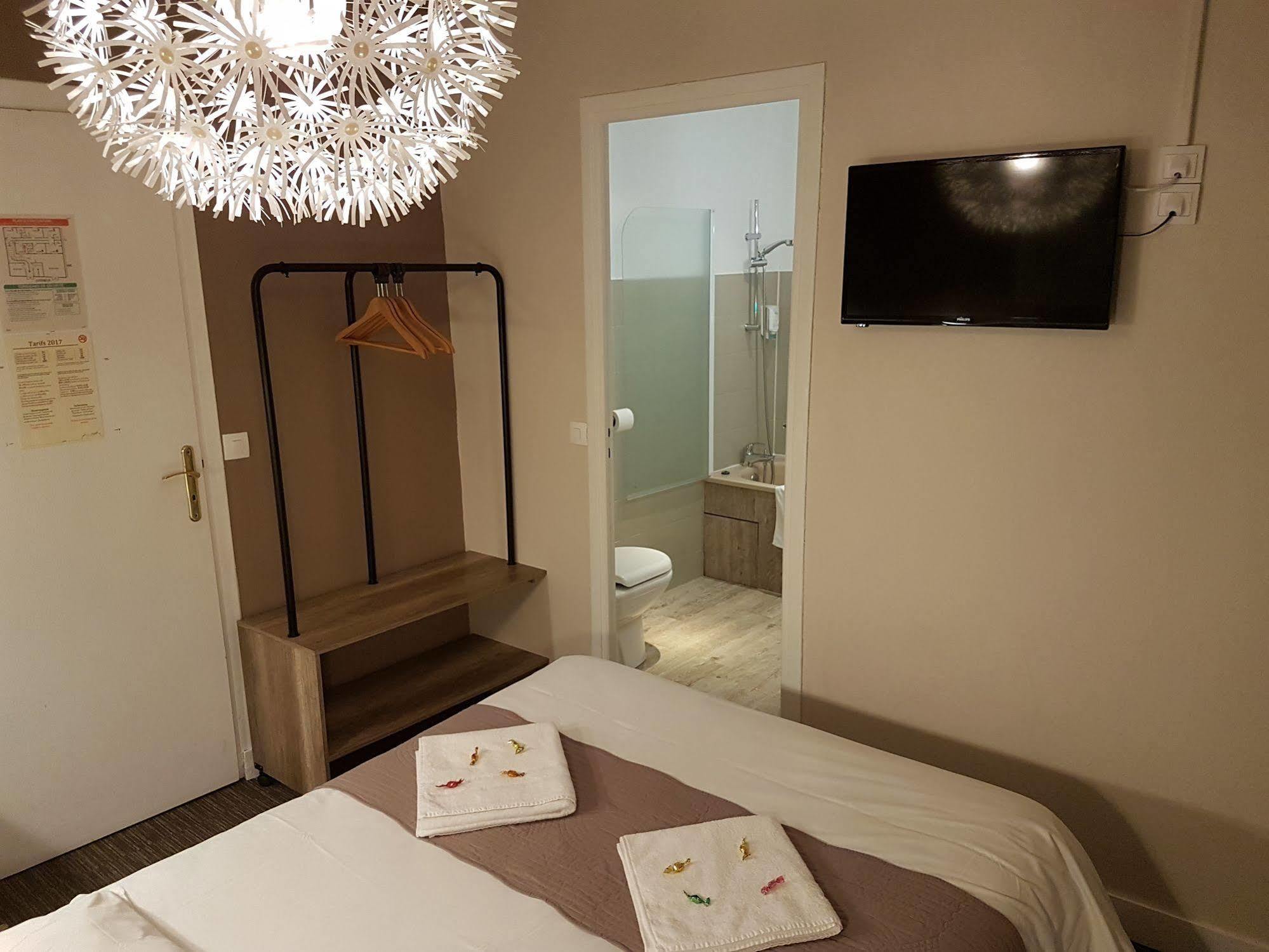 Hotel Aux Bles D'Or Pierrefonds Zewnętrze zdjęcie